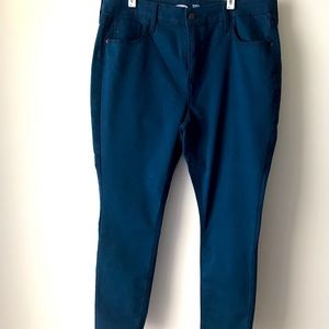 Old Navy Rockstar Super Skinny Jeans - Never Worn